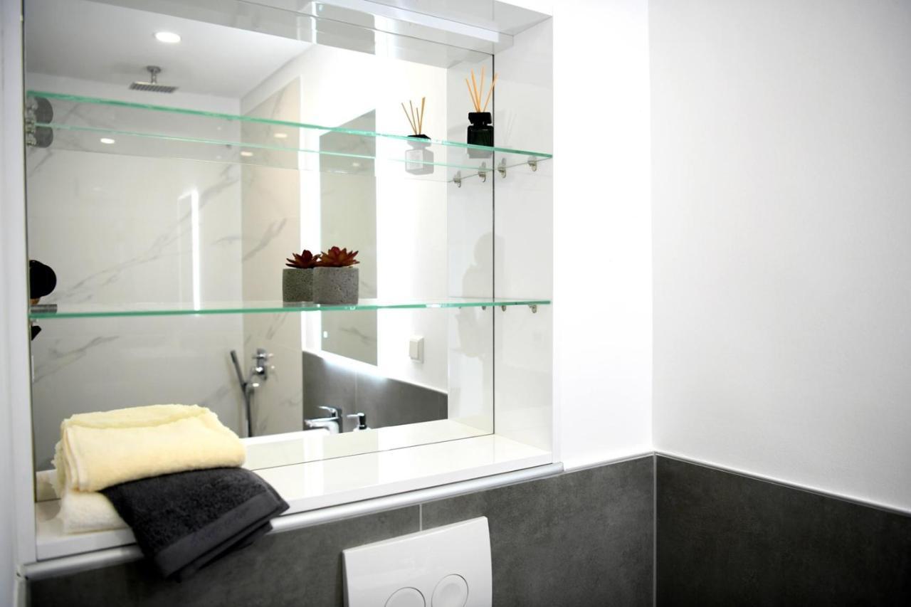 Apartments Mary Malinska Εξωτερικό φωτογραφία