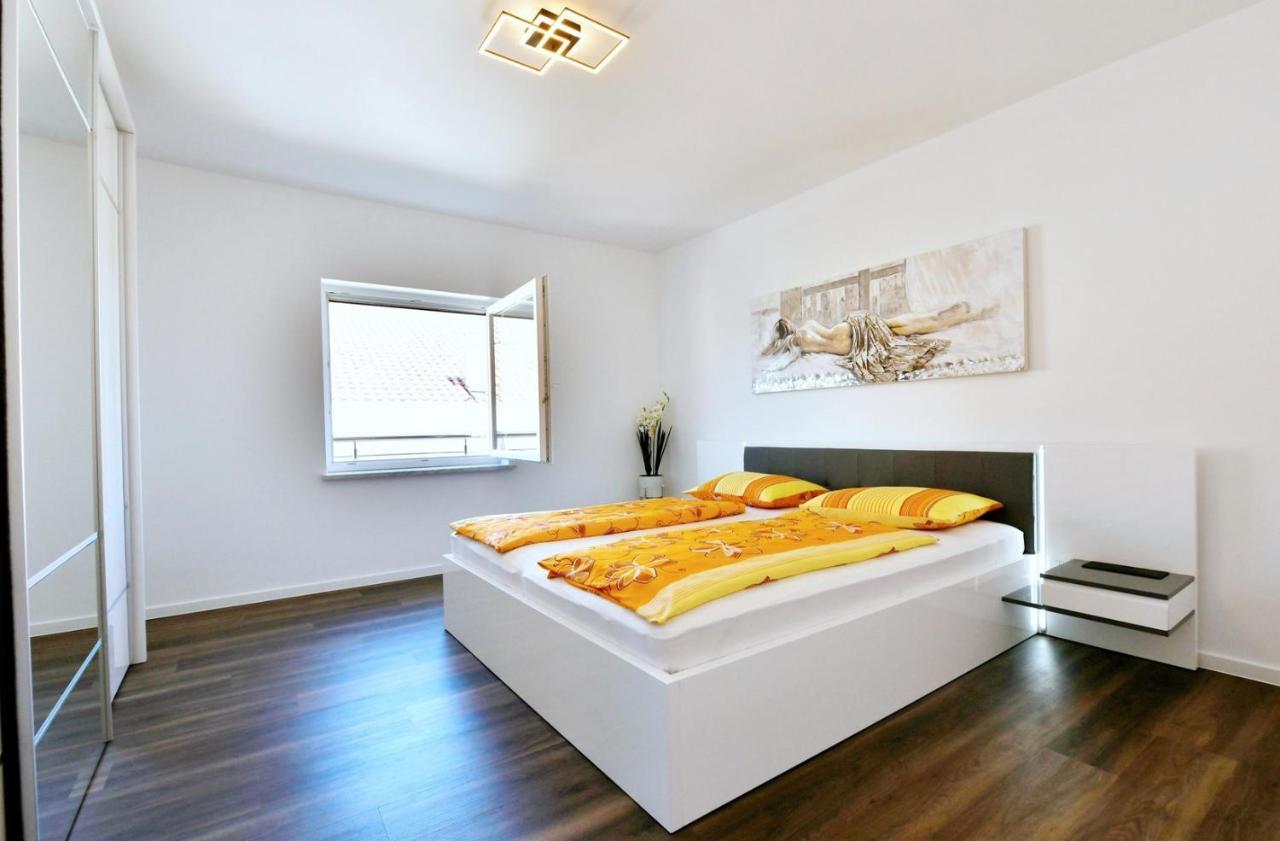 Apartments Mary Malinska Εξωτερικό φωτογραφία